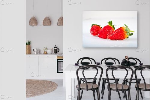 תותים – אילן עמיחי | תמונה לקיר בסגנון מודרני