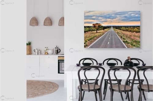 הדרך ארוכה – מתן הירש | תמונה לקיר בסגנון מודרני