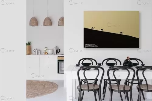 אורחה – שחר אלקלעי | תמונה לקיר בסגנון מודרני