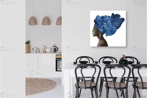 אישה אפריקאית בסגול – James Wiens | תמונה לקיר בסגנון מודרני