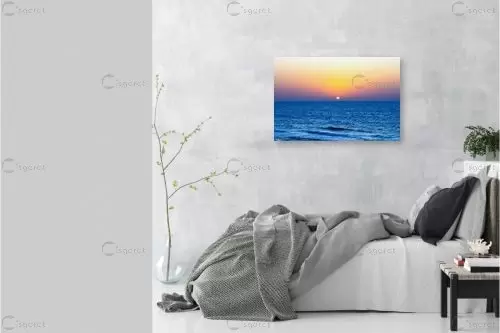שקיעה בים – שחר חנין | תמונה לקיר בסגנון ריאליסטי