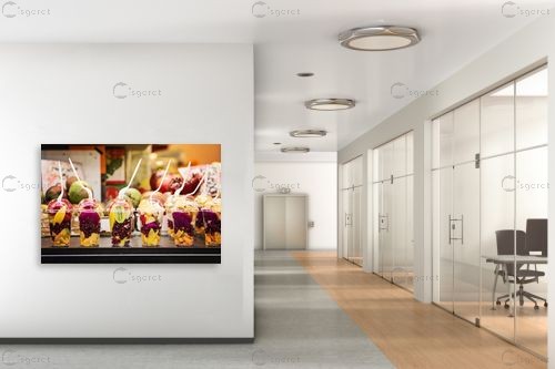 סלט פירות בכוס – ויויאן נתן | תמונה לקיר בסגנון מודרני