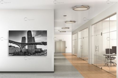 גורדי שחקים – ניקולאי טטרצ'וק | תמונה לקיר בסגנון מודרני