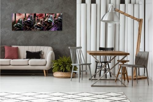 פעמוני העיר – נריה איטקין | תמונה לקיר בסגנון סוריאליסטי