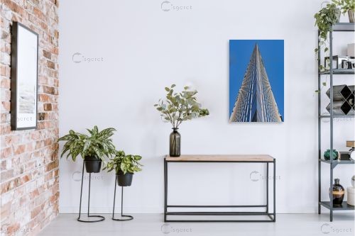 חוד החנית – דורון טאובר | תמונה לקיר בסגנון מודרני