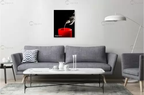 נר אדום - אמיר אלון - תמונות שחור לבן לחדר שינה תמונות סטודיו רקע שחור  - מק''ט: 1137