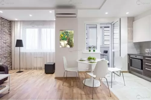 נרקיסים פורחים בעציץ – חיה וייט | תמונה לקיר בסגנון כפרי