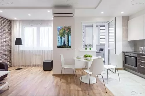 טיול סתוי עם הכלב – רוני רות פלמר | תמונה לקיר בסגנון מודרני