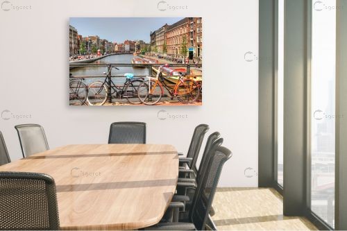 אמסטרדם 1 - מתן הירש - תמונות אורבניות לסלון  - מק''ט: 305648