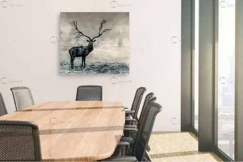 האייל עם קרני העץ – Artpicked | תמונה לקיר בסגנון סוריאליסטי