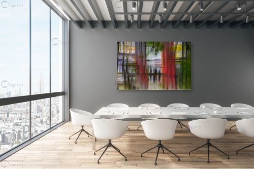 עצים באדום – דורית ברקוביץ לימיטד | תמונה לקיר בסגנון מופשט