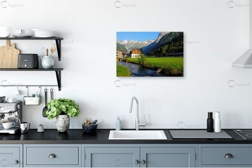 שוויץ – ניקולאי טטרצ'וק | תמונה לקיר בסגנון כפרי