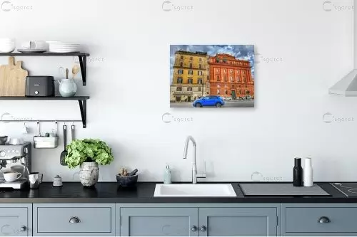 בניינים צבעוניים – מתן הירש | תמונה לקיר בסגנון אורבני