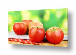 טבע דומם סלסלה | תפוחי עץ עסיסיים