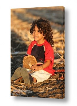 אמיר אלון אמיר אלון - צילום מקצועי אומנותי | צילום טבע - ילדה | מותק!