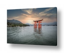 אסיה יפן | שער במים