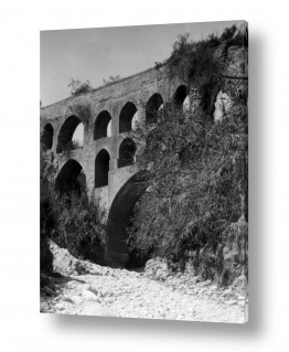 צילומים דוד לסלו סקלי | יריחו 1945 - אמת המים