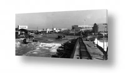 תמונות לסלון תמונות וינטג' לסלון | תל אביב 1937 מסילה על מזח