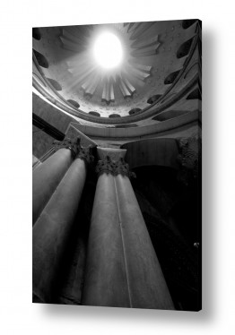 ניר אלון ניר אלון - צלם דוקומנטרי | צלם רפרודוקציות - כנסייה | קרן שמש מאוחרת