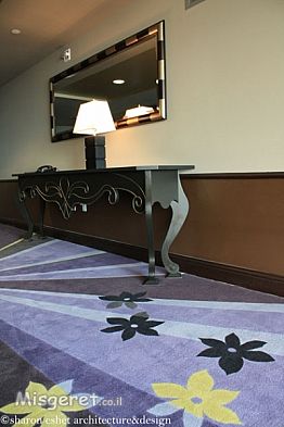 לובי מעליות קומתי